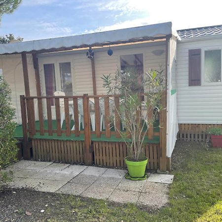 Mobil Home Parfait Etat Sur Camping Arvert Exterior photo